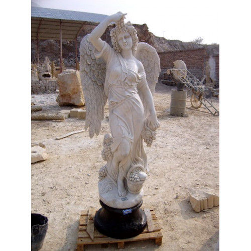 Скульптура ангел с виноградной лозой 